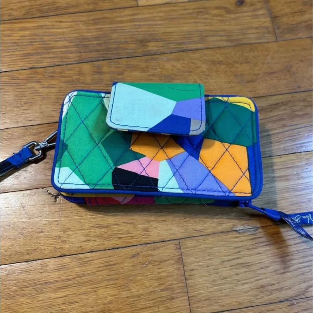 Vera Bradley Multicolor Geometric Wristlet - Picture 2 of 3